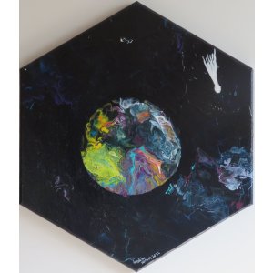 Keilrahmen Sechseck  25 cm.
Titel: Bunter Planet mit Komet.