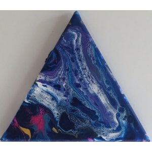 Keilrahmen Dreieck 20 cm.
Titel: Das Weltall 2.